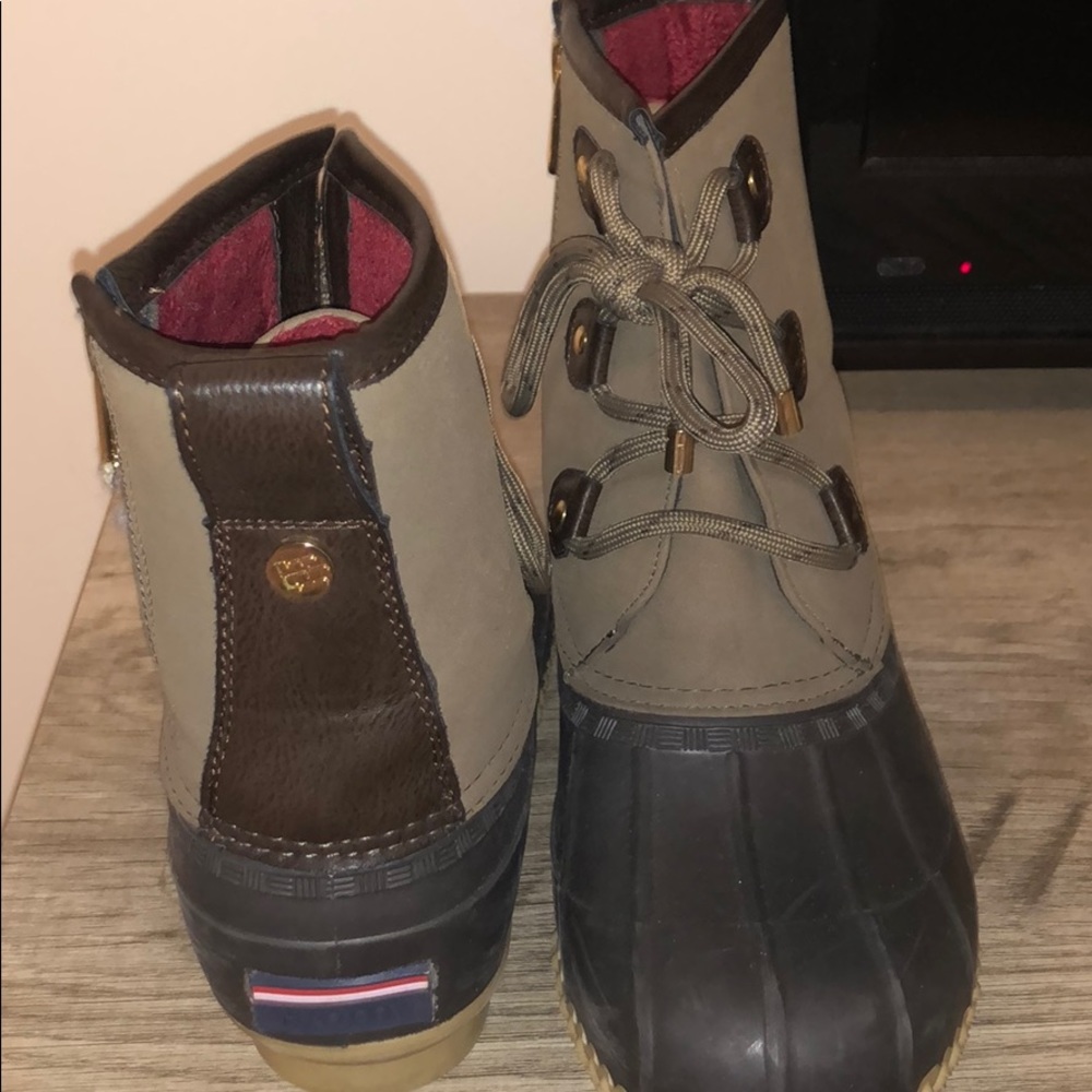 Winter boots
